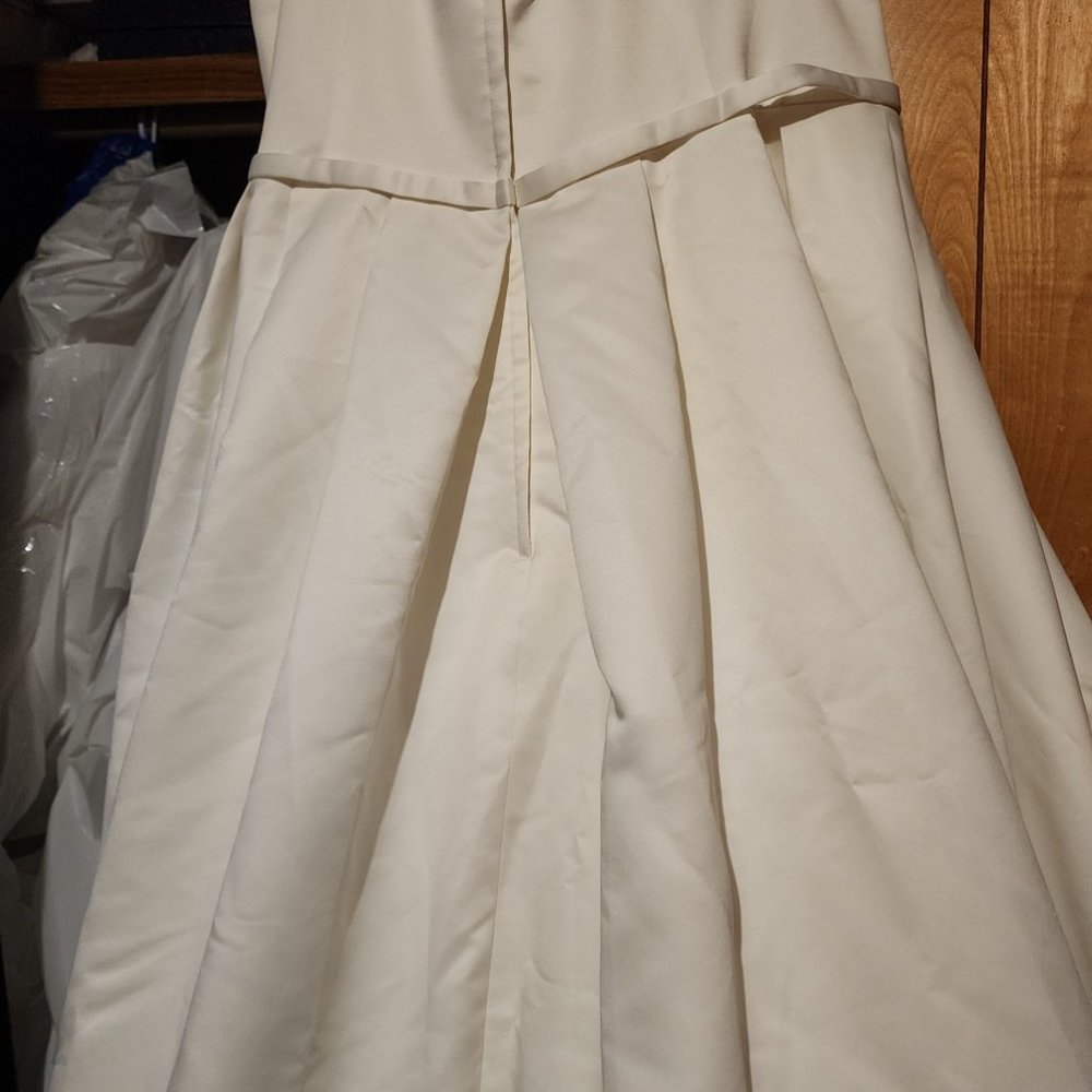 Wedding dress